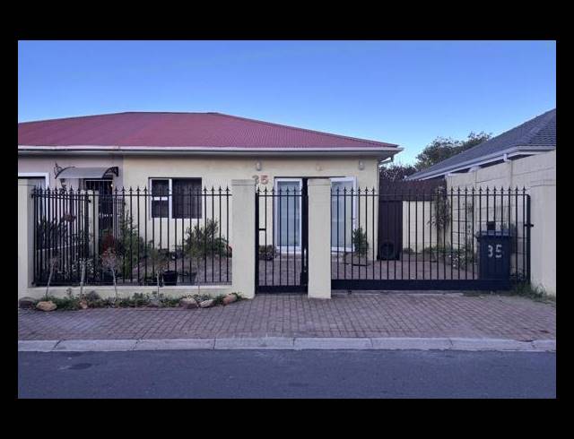 5 BEDROOM PROPERTY TO RENT IN CLAREMONT